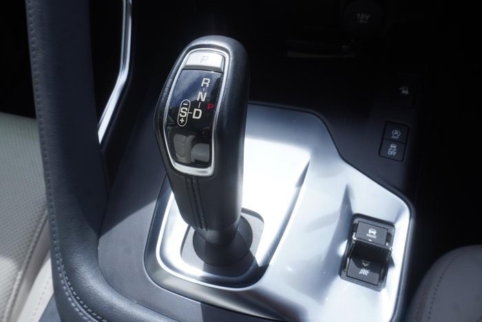 2018 Jaguar E-PACE P250 R-Dynamic SE