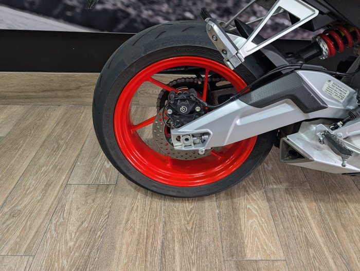 2021 APRILIA TUONO LAMS SILVER