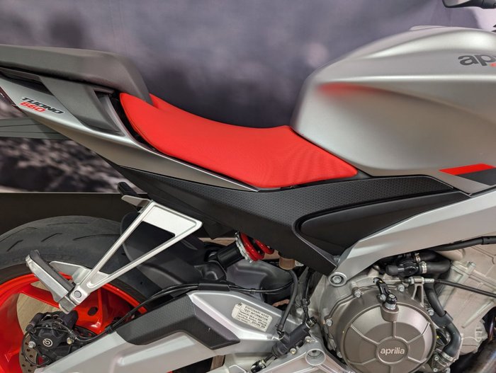 2021 APRILIA TUONO LAMS SILVER
