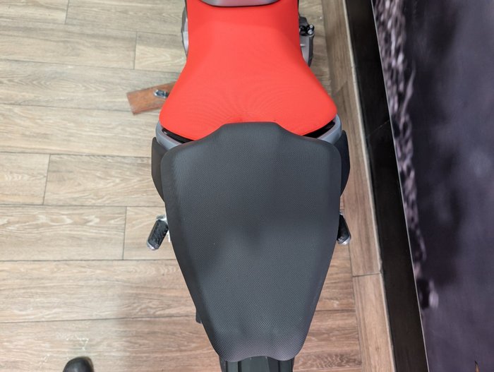 2021 APRILIA TUONO LAMS SILVER