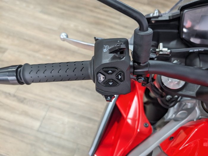 2021 APRILIA TUONO LAMS SILVER