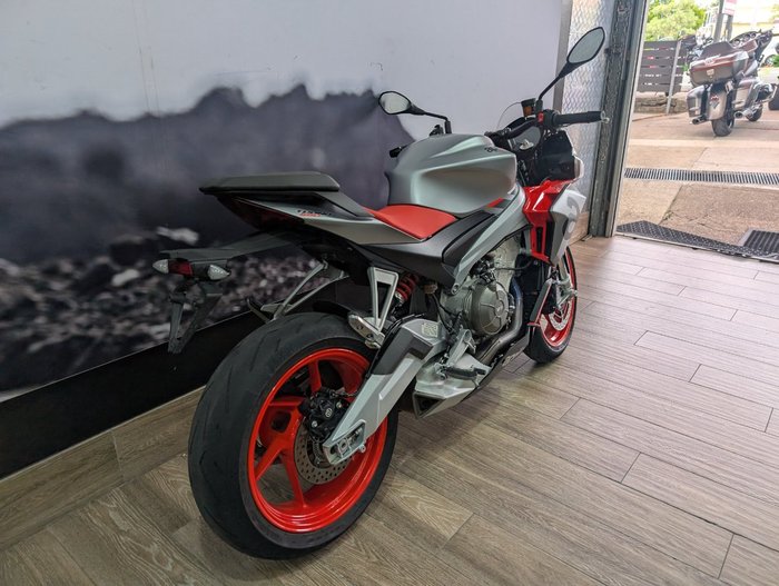2021 APRILIA TUONO LAMS SILVER