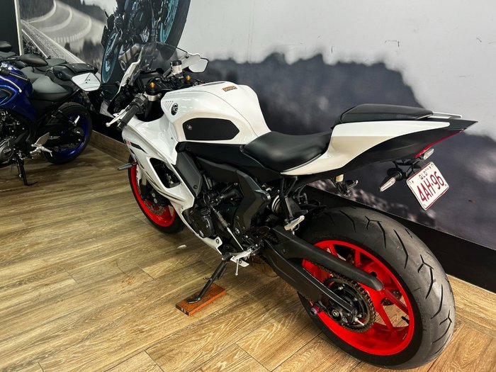2023 Yamaha YZF-R7LA WHITE