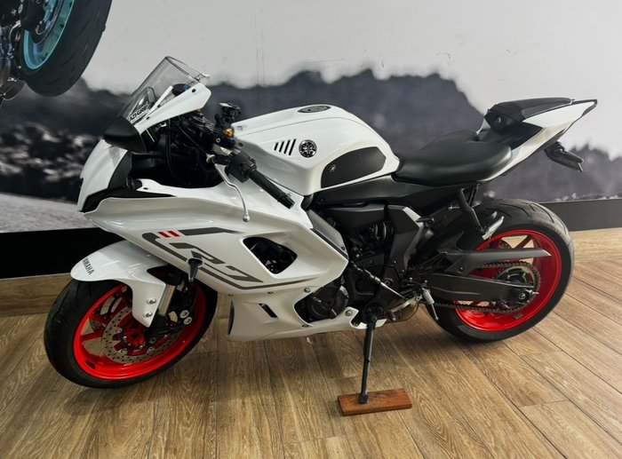 2023 Yamaha YZF-R7LA WHITE