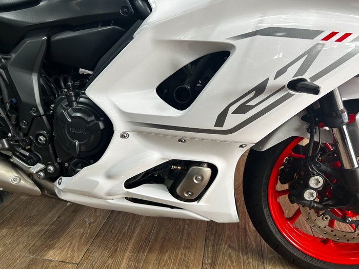 2023 Yamaha YZF-R7LA WHITE