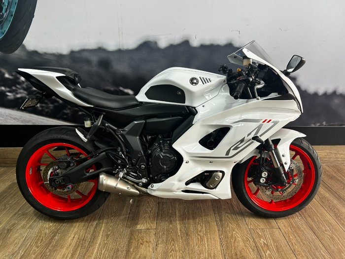 2023 Yamaha YZF-R7LA WHITE