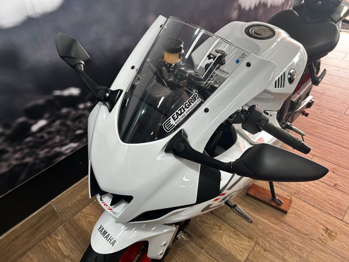 2023 Yamaha YZF-R7LA WHITE
