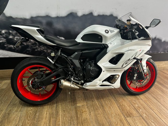 2023 Yamaha YZF-R7LA WHITE