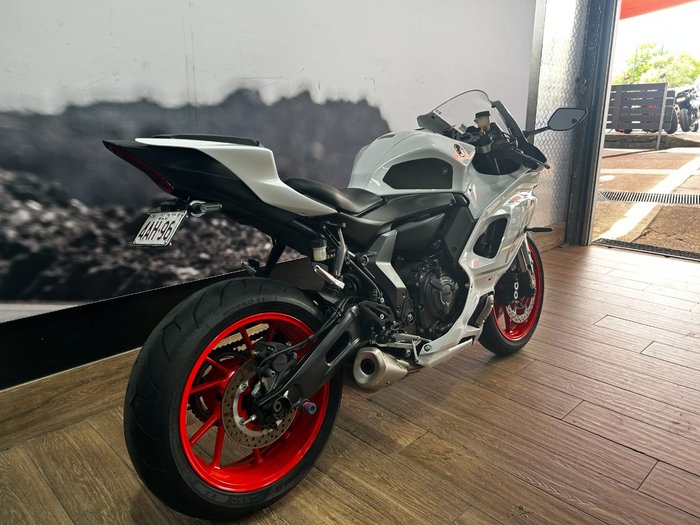 2023 Yamaha YZF-R7LA WHITE