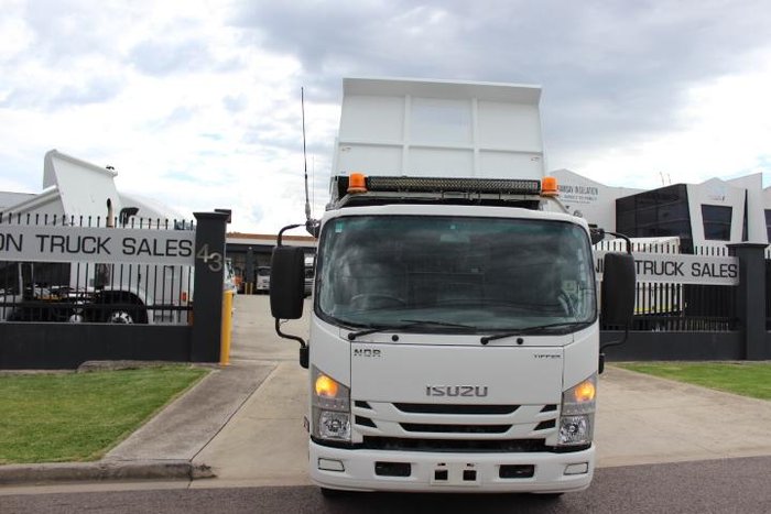 2018 Isuzu N Series NQR 87/80-190 WHITE