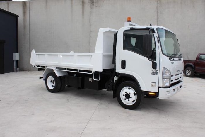 2018 Isuzu N Series NQR 87/80-190 WHITE