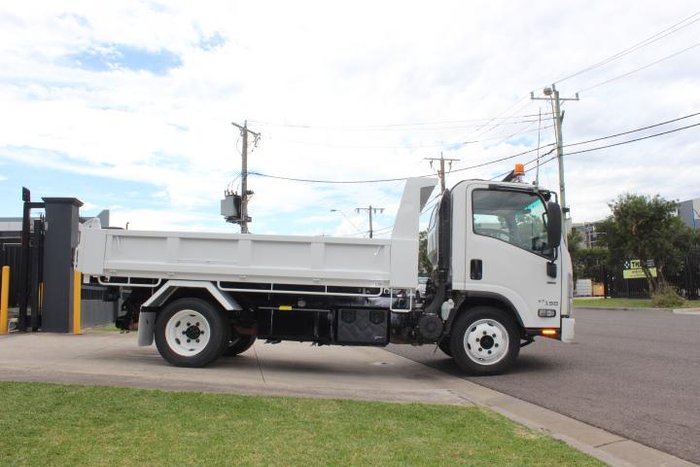 2018 Isuzu N Series NQR 87/80-190 WHITE