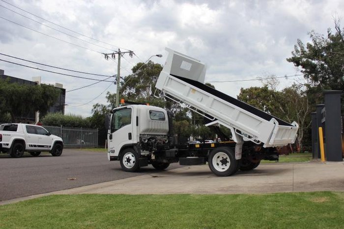 2018 Isuzu N Series NQR 87/80-190 WHITE