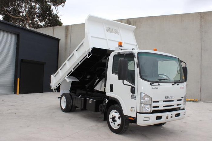 2018 Isuzu N Series NQR 87/80-190 WHITE