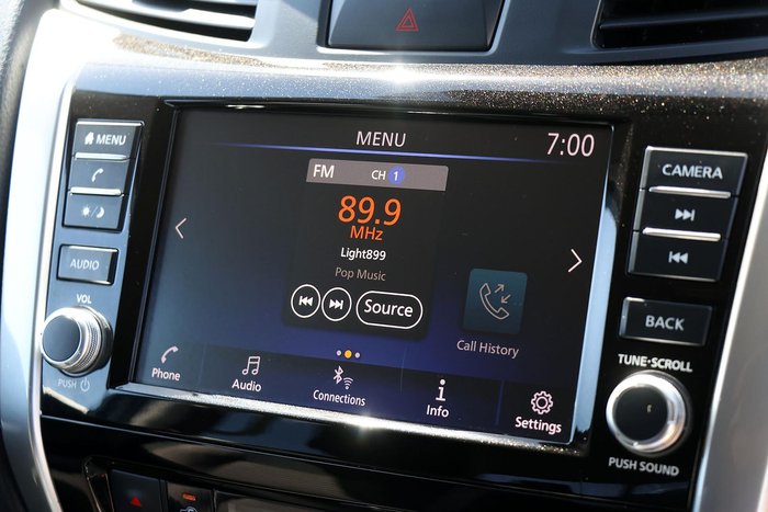 2023 Nissan Navara ST-X