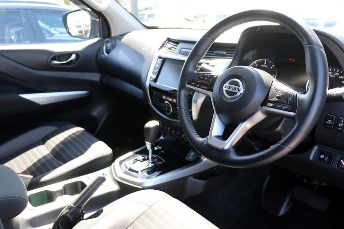 2023 Nissan Navara ST-X