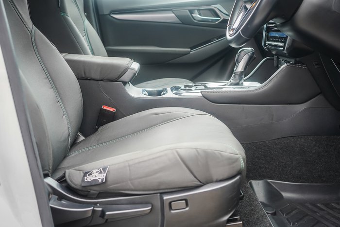 2022 Isuzu MU-X LS-U