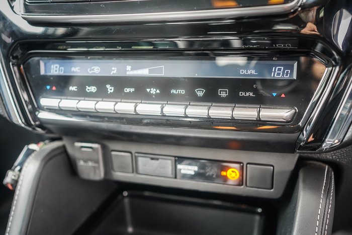 2022 Isuzu MU-X LS-U