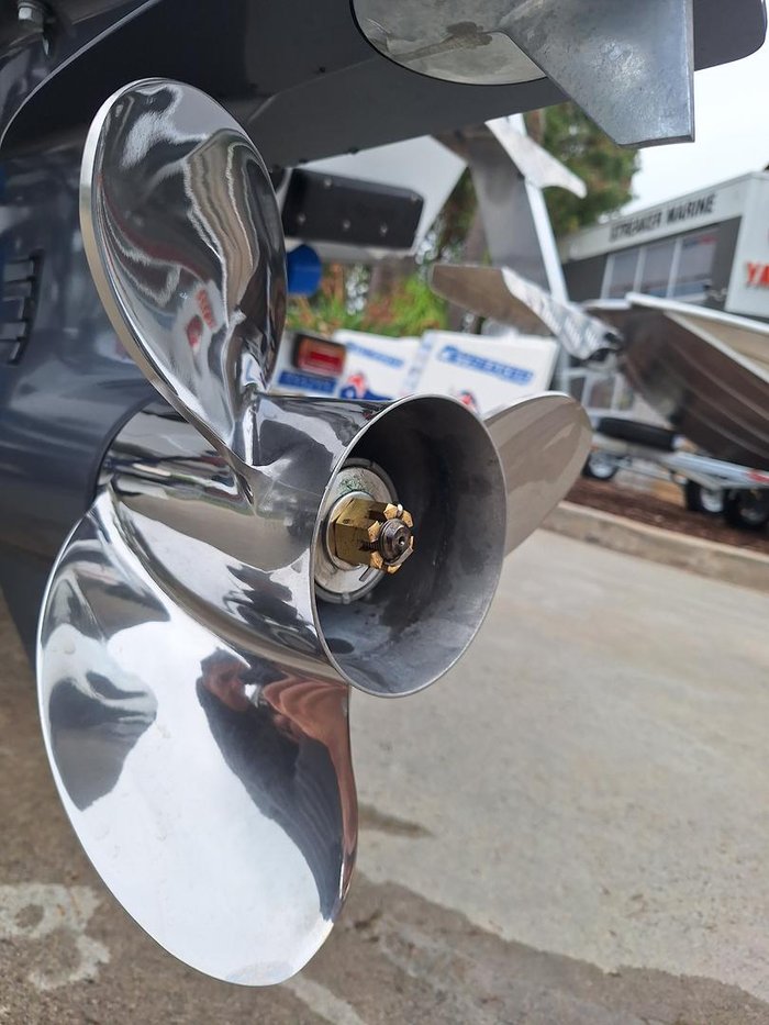 2026 QUINTREX 660 Trident