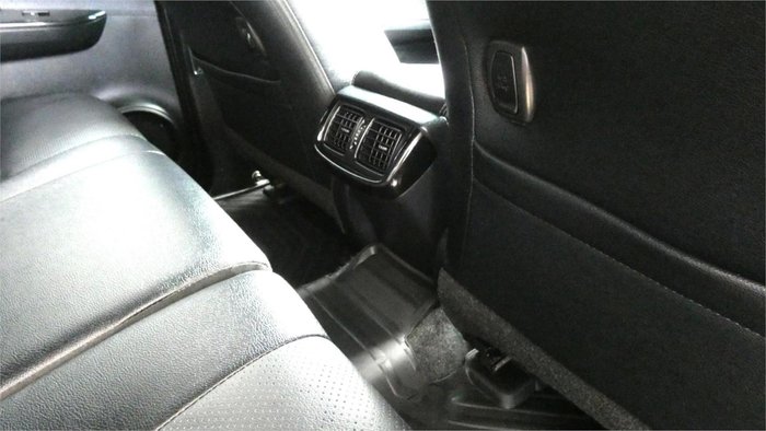 2021 Toyota Hilux Rugged X GUN126R 4X4 Dual Range White