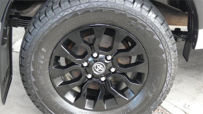 2021 Toyota Hilux Rugged X GUN126R 4X4 Dual Range White