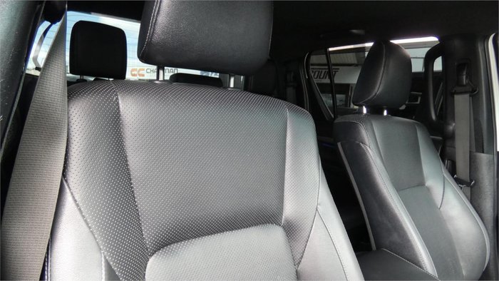 2021 Toyota Hilux Rugged X GUN126R 4X4 Dual Range White