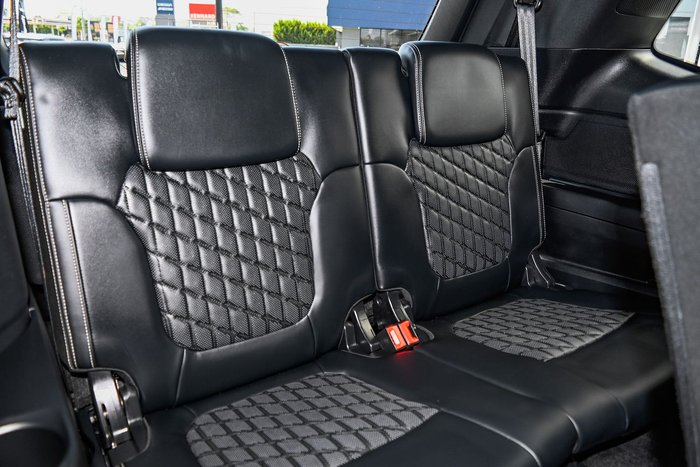 2024 Ford Everest Platinum