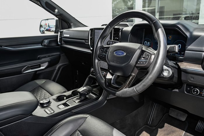 2024 Ford Everest Platinum