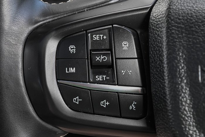 2024 Ford Everest Platinum