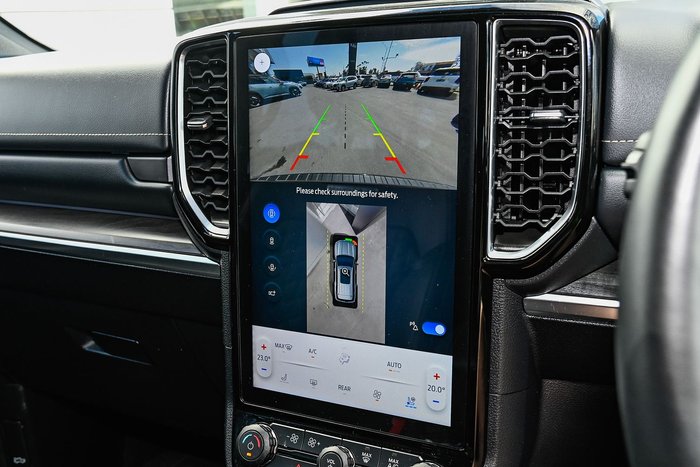 2024 Ford Everest Platinum