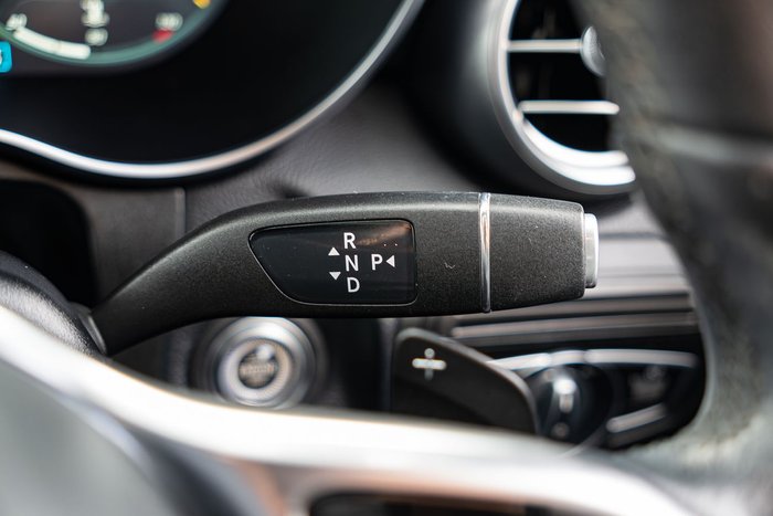 2019 Mercedes-Benz GLC-Class GLC300