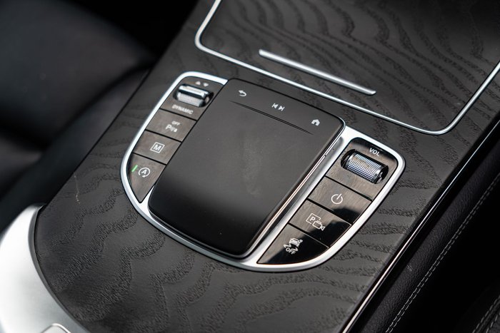 2019 Mercedes-Benz GLC-Class GLC300