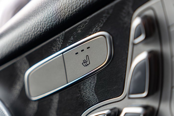 2019 Mercedes-Benz GLC-Class GLC300