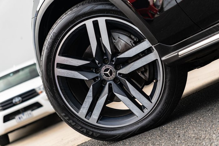 2019 Mercedes-Benz GLC-Class GLC300