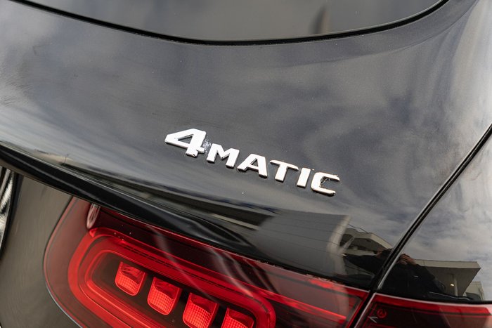 2019 Mercedes-Benz GLC-Class GLC300