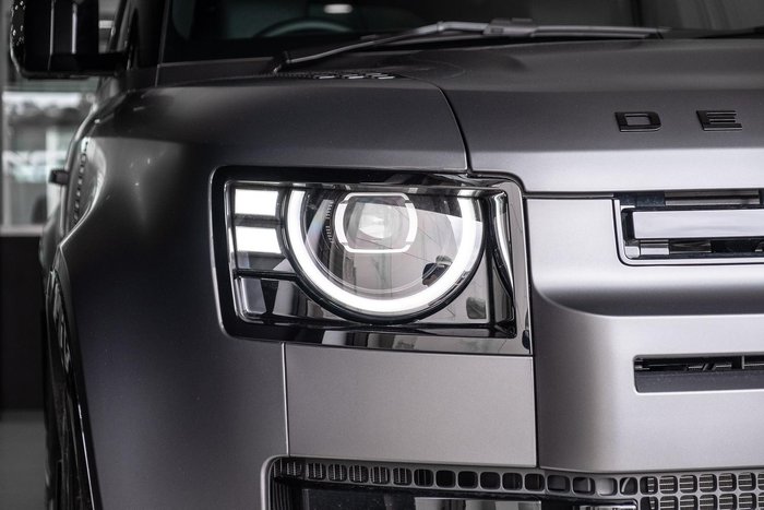 2026 Land Rover Defender 110 D350 X-Dynamic HSE