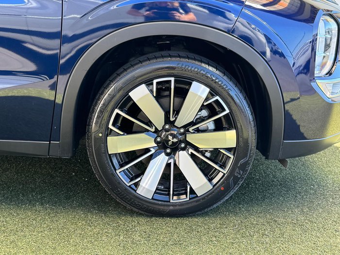 2025 Mitsubishi Outlander Aspire