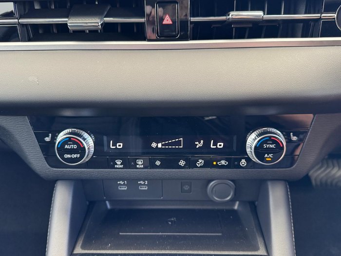 2025 Mitsubishi Outlander Aspire