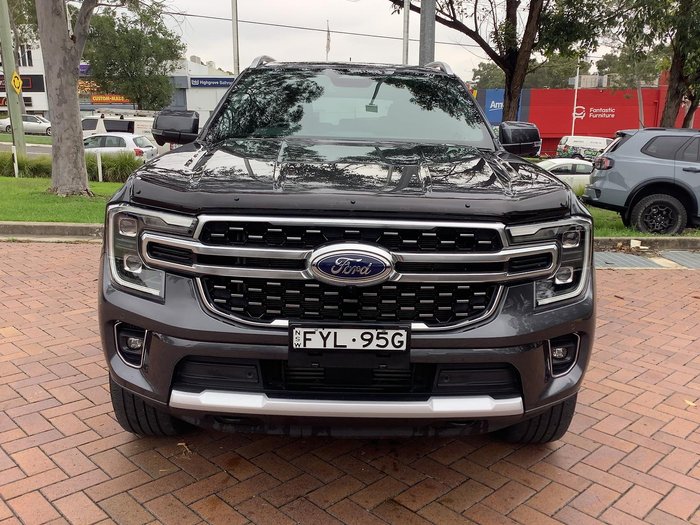 2023 Ford Everest Platinum