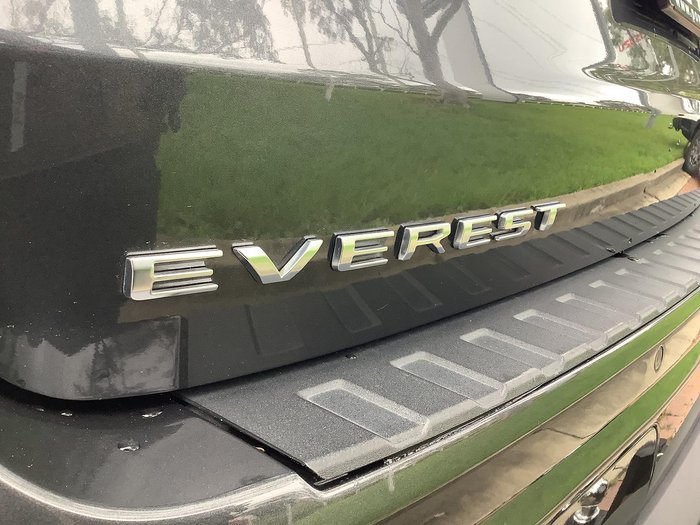 2023 Ford Everest Platinum