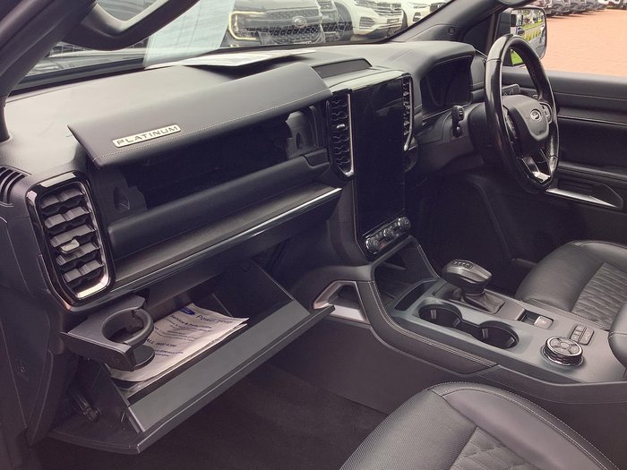 2023 Ford Everest Platinum