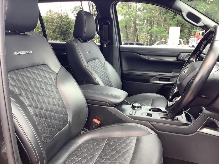 2023 Ford Everest Platinum