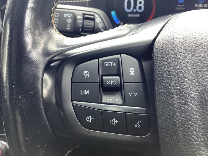 2023 Ford Everest Platinum