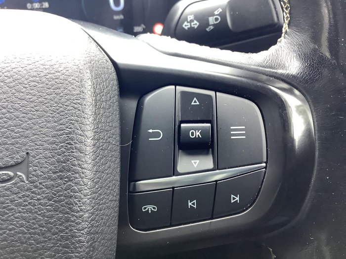 2023 Ford Everest Platinum