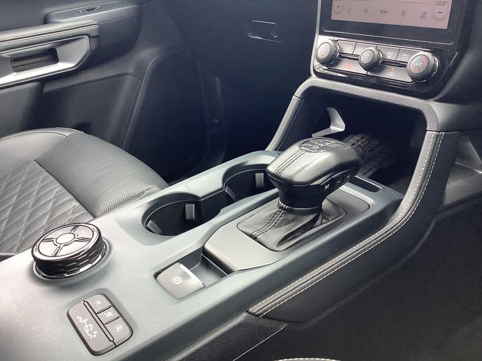 2023 Ford Everest Platinum