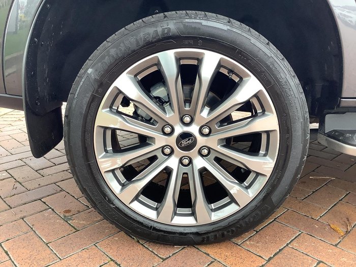 2023 Ford Everest Platinum