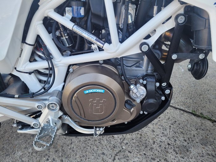 2019 HUSQVARNA 701 ENDURO WHITE