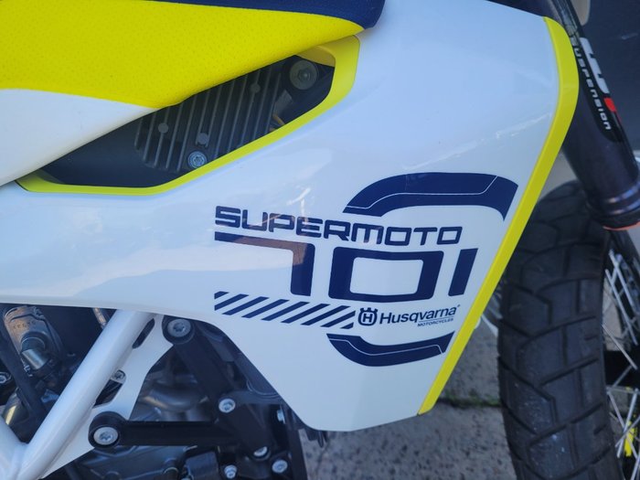 2019 HUSQVARNA 701 ENDURO WHITE