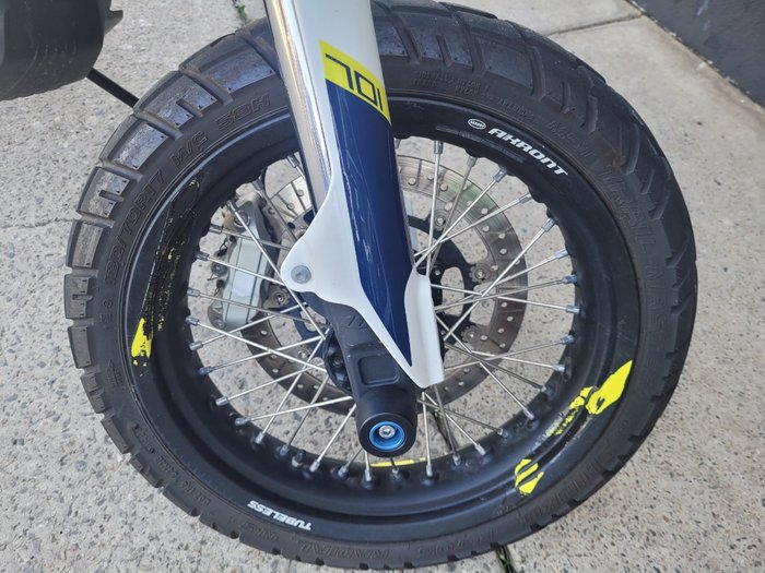 2019 HUSQVARNA 701 ENDURO WHITE