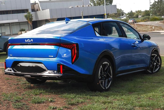 2025 Kia K4 Sport